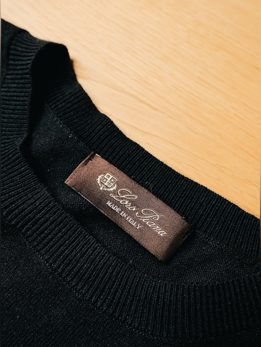 Loro Piana 100% Wool Black Crewneck Sweater Made in Italy - Picture 4 of 10
